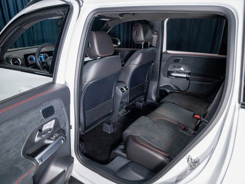 New 2026 Mercedes-Benz GLB 250 4MATIC image 24