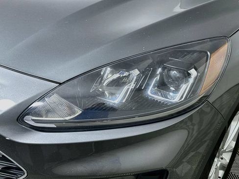 Used 2022 Ford Escape SE FWD image 22