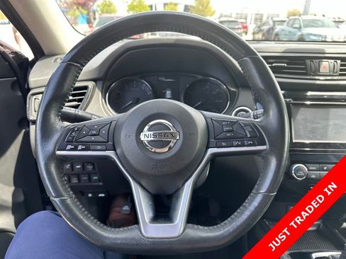 Used 2017 Nissan Rogue SL w/ SL Premium Package AWD/4WD image 8