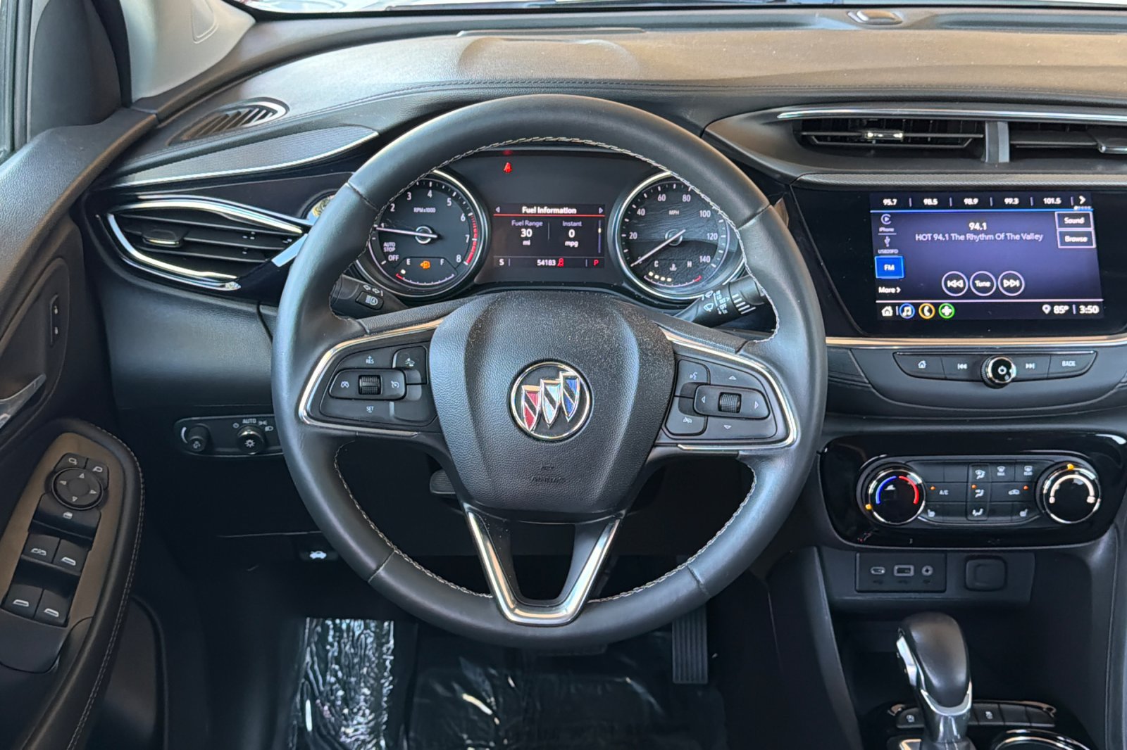 Used 2023 Buick Encore GX Preferred w/ Cold Weather Comfort Package FWD image 16