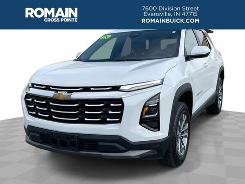 Used 2025 Chevrolet Equinox LT image 1