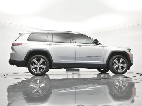 Used 2021 Jeep Grand Cherokee L Limited RWD image 43