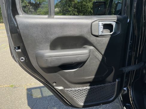 Used 2024 Jeep Wrangler Sport S w/ Convenience Group image 24