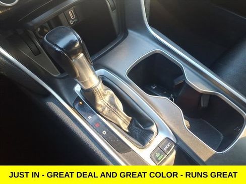Used 2018 Honda Accord Sport image 21
