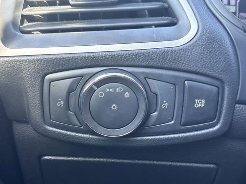 Certified 2022 Ford Edge SEL image 19