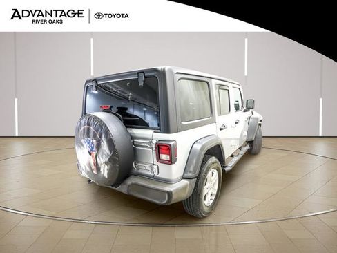 Used 2023 Jeep Wrangler Unlimited Sport AWD/4WD image 7