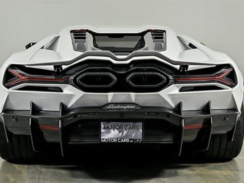 Used 2025 Lamborghini Revuelto AWD/4WD image 13