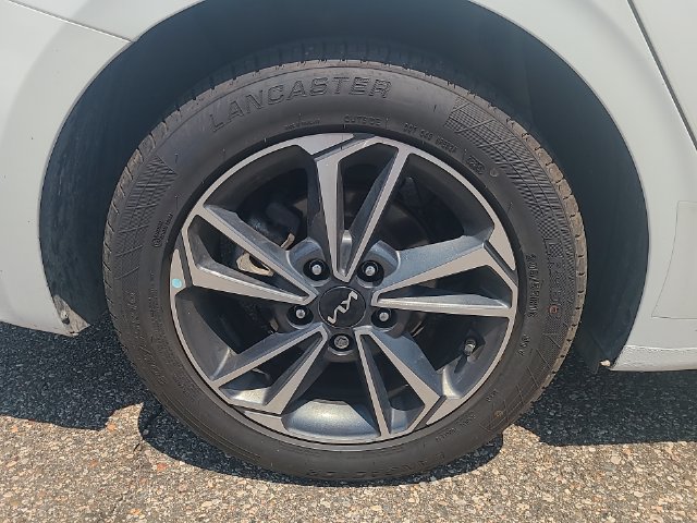 Used 2024 Kia Forte LXS FWD image 30