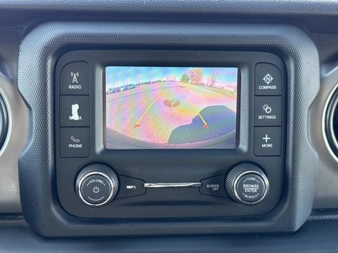 Used 2021 Jeep Wrangler Unlimited Sport image 4