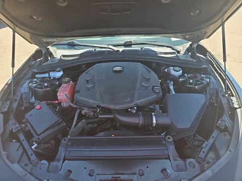 Used 2019 Chevrolet Camaro LT RWD image 20