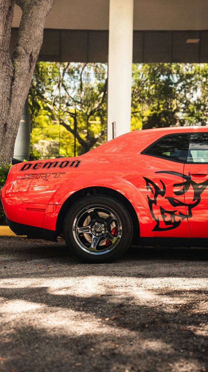 Used 2018 Dodge Challenger SRT Demon RWD image 4