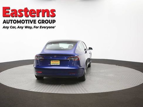 Used 2020 Tesla Model 3 Standard Range RWD image 34