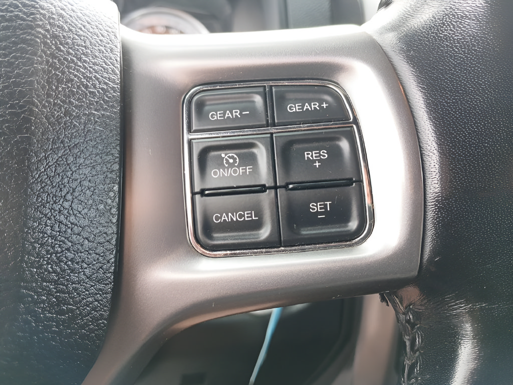 Used 2021 RAM 1500 Warlock w/ Luxury Group AWD/4WD image 22