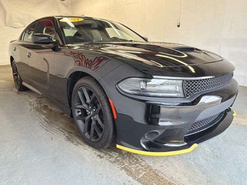 Used 2021 Dodge Charger R/T w/ Blacktop Package image 4