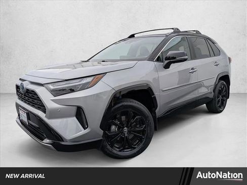 Used 2022 Toyota RAV4 XSE image 1