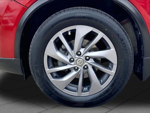 Used 2016 Nissan Rogue SL FWD image 11