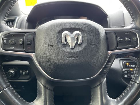 Used 2022 RAM 1500 Laramie AWD/4WD image 14