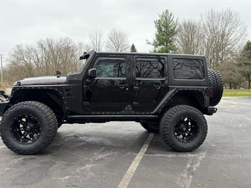 Used 2016 Jeep Wrangler Unlimited Rubicon image 6