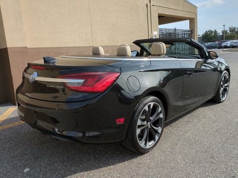 Used 2019 Buick Cascada Premium image 4