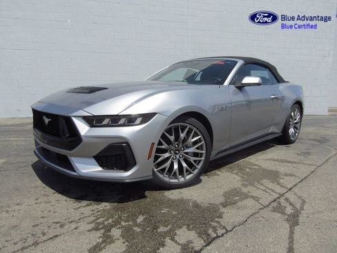 Certified 2025 Ford Mustang GT Premium RWD image 39