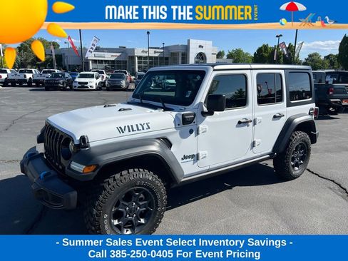 Used 2023 Jeep Wrangler Unlimited w/ Cold Weather Group AWD/4WD image 1
