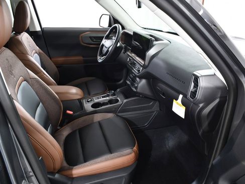 New 2025 Ford Bronco Sport Outer Banks w/ Outer Banks Tech Package+ image 10