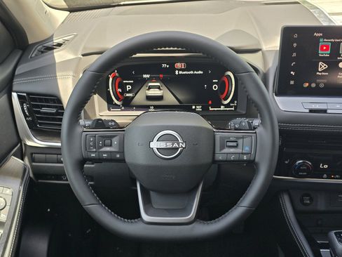 New 2026 Nissan Rogue Platinum AWD/4WD image 14
