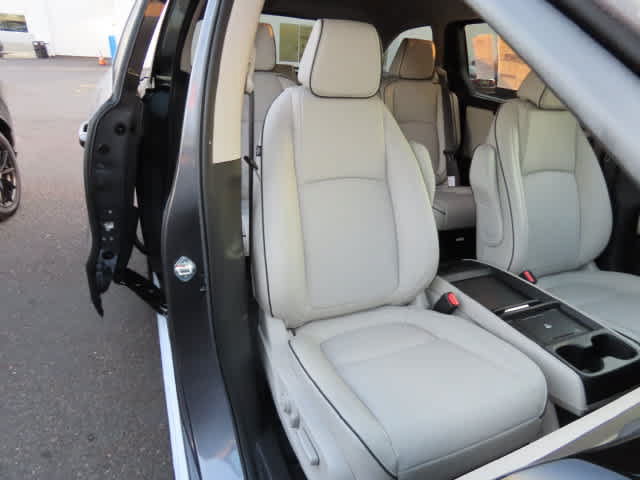 New 2027 Honda Odyssey Touring image 21