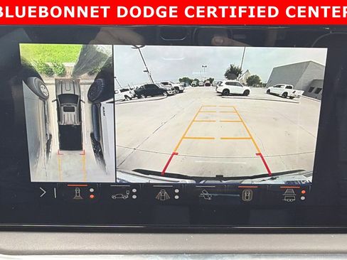 Used 2024 GMC Sierra 2500 Denali Ultimate AWD/4WD image 17