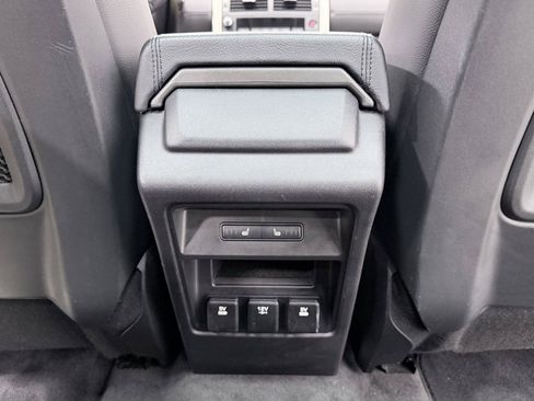 Used 2017 Land Rover Discovery Sport HSE AWD/4WD image 35