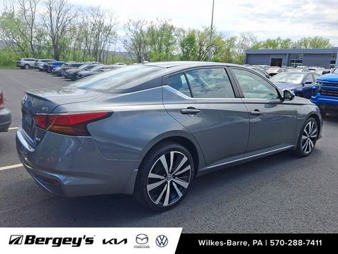 Used 2020 Nissan Altima 2.5 SR w/ Premium Package AWD/4WD image 5