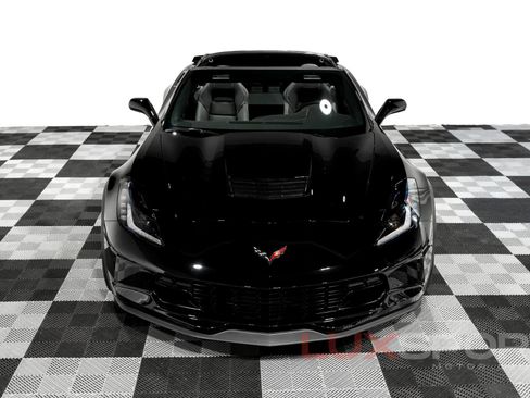 Used 2019 Chevrolet Corvette Grand Sport w/ Carbon Flash Badge Package RWD image 12