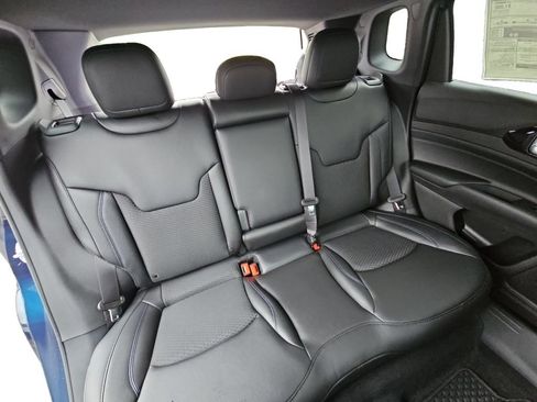 New 2026 Jeep Compass Latitude AWD/4WD image 30