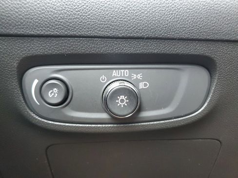 Used 2024 Buick Encore GX Sport Touring image 27