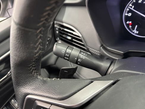 Used 2020 Subaru Outback Limited w/ Popular Package #2 image 23