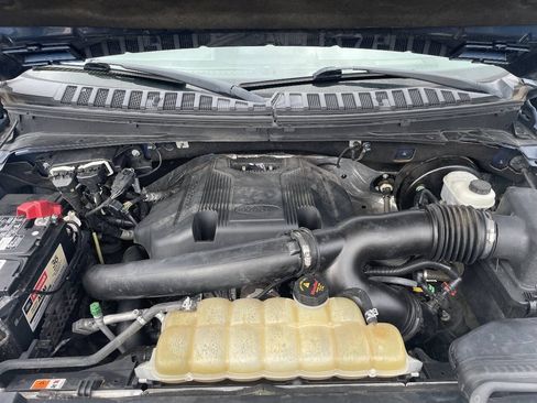 Used 2019 Ford Expedition Max XLT w/ Equipment Group 202A RWD image 4