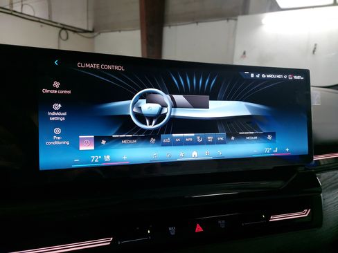 New 2026 BMW 530i w/ Premium Package image 23