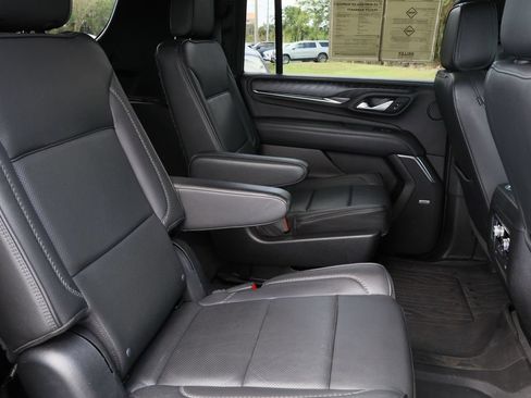 Certified 2022 GMC Yukon XL Denali AWD/4WD image 31