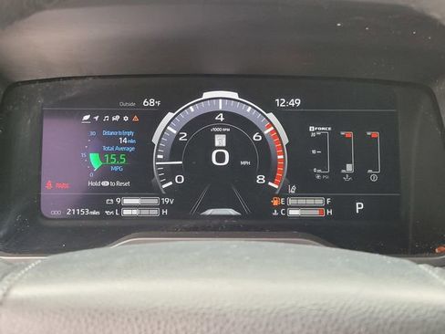 Used 2024 Toyota Tundra Limited AWD/4WD image 15