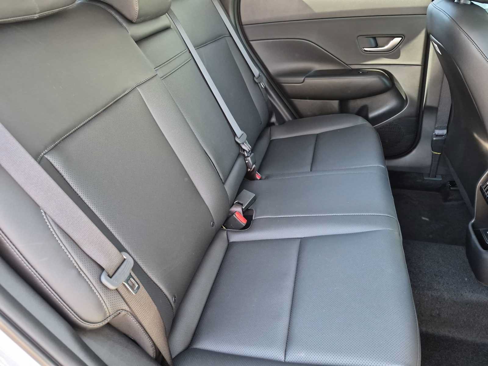 New 2026 Hyundai Kona Limited FWD image 21