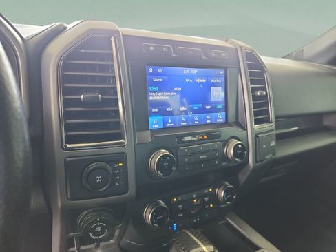 Used 2019 Ford F150 Raptor w/ Equipment Group 802A Luxury AWD/4WD image 14