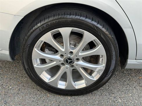 Used 2019 Mercedes-Benz E 300 4MATIC image 20