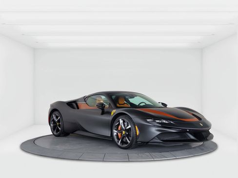 Certified 2024 Ferrari SF90 Spider image 7