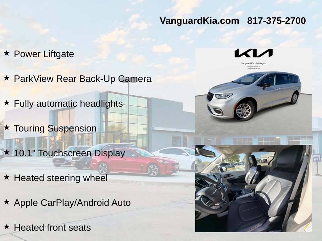 Used 2024 Chrysler Pacifica Touring-L FWD image 12