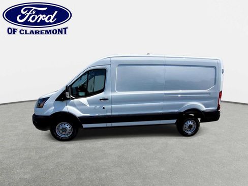 New 2026 Ford Transit 250 148 Medium Roof Extended AWD image 4