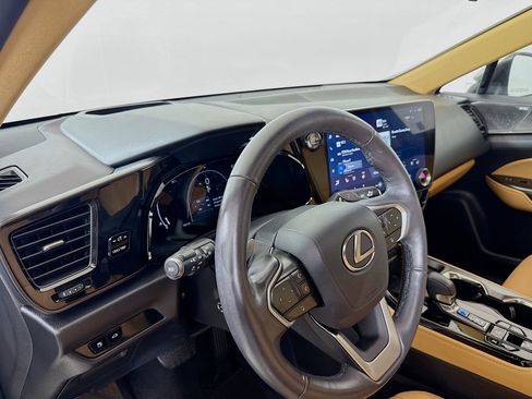Used 2025 Lexus NX 350 AWD w/ Cold Area Package image 9