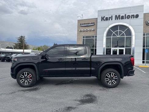 Used 2022 GMC Sierra 1500 AT4 w/ AT4 Premium Package AWD/4WD image 8