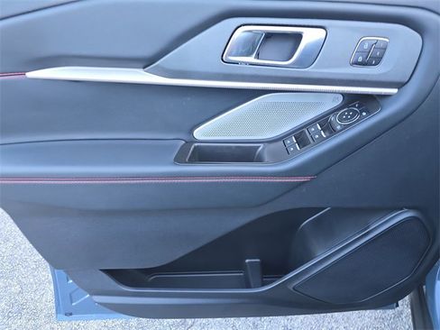 Certified 2025 Ford Explorer ST image 14