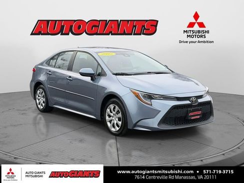 Used 2022 Toyota Corolla LE image 1