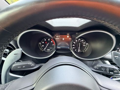 Used 2022 Alfa Romeo Stelvio Veloce AWD/4WD image 18